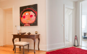 Les volumes des pièces de cet appartement haussmannien à Mulhouse ont été sublimés grâce aux travaux de rénovation réalisés par Marc Gallitelli.